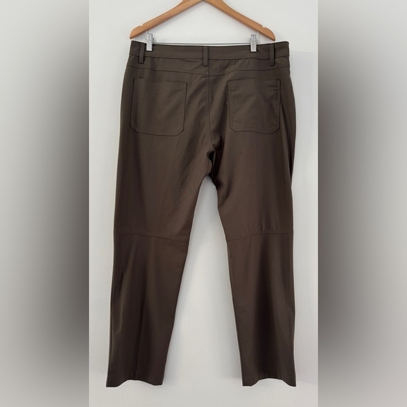 Swiss Tech Men's Size 38 X 32 Pants Outdoor Performance Work Wear Gorpcore Brown - Picture 4 of 8